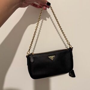 Mini Prada shoulder bag (Re-edition 2000’s)